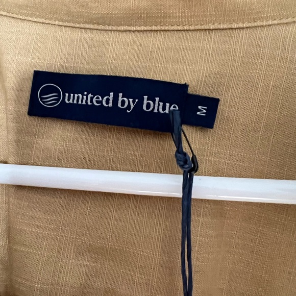 United By Blue tan flax organic cotton utility short sleeve button-up shirt - Picture 3 of 3